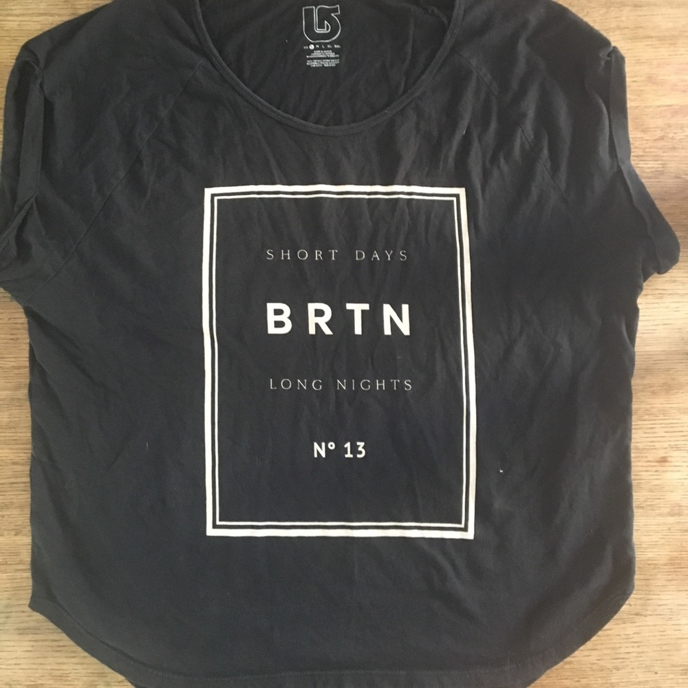 Comfy burton tee